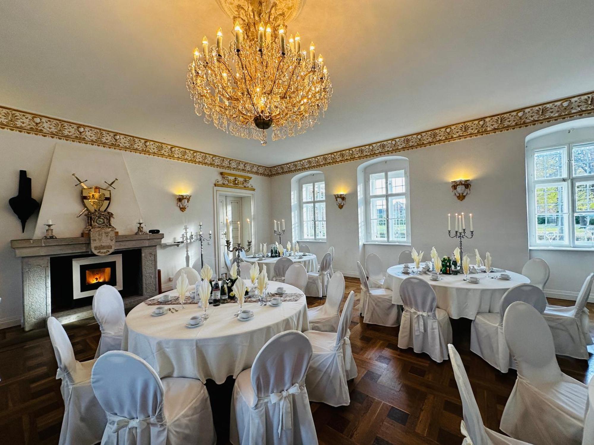 Hotel Garni Schloss Grochwitz Herzberg  Esterno foto